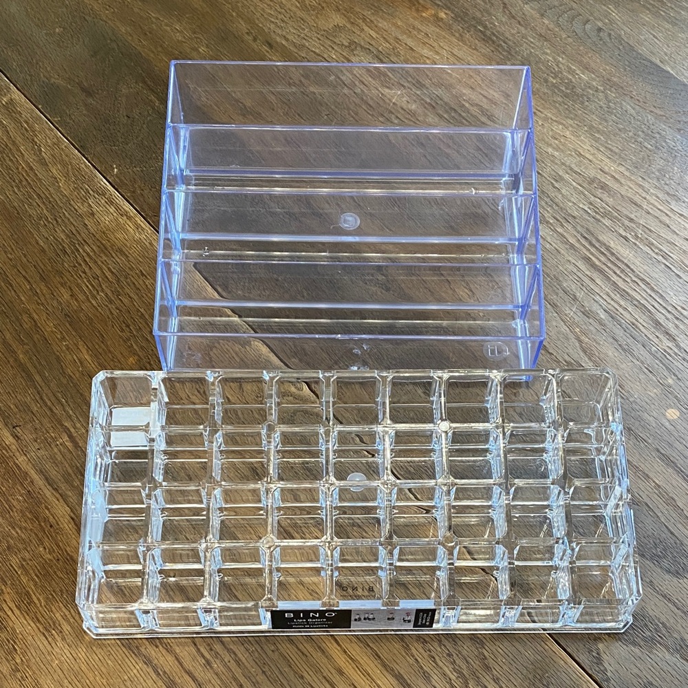 BINO Clear Lipstick Vanity Tray and graduated level tray suitable for organizing